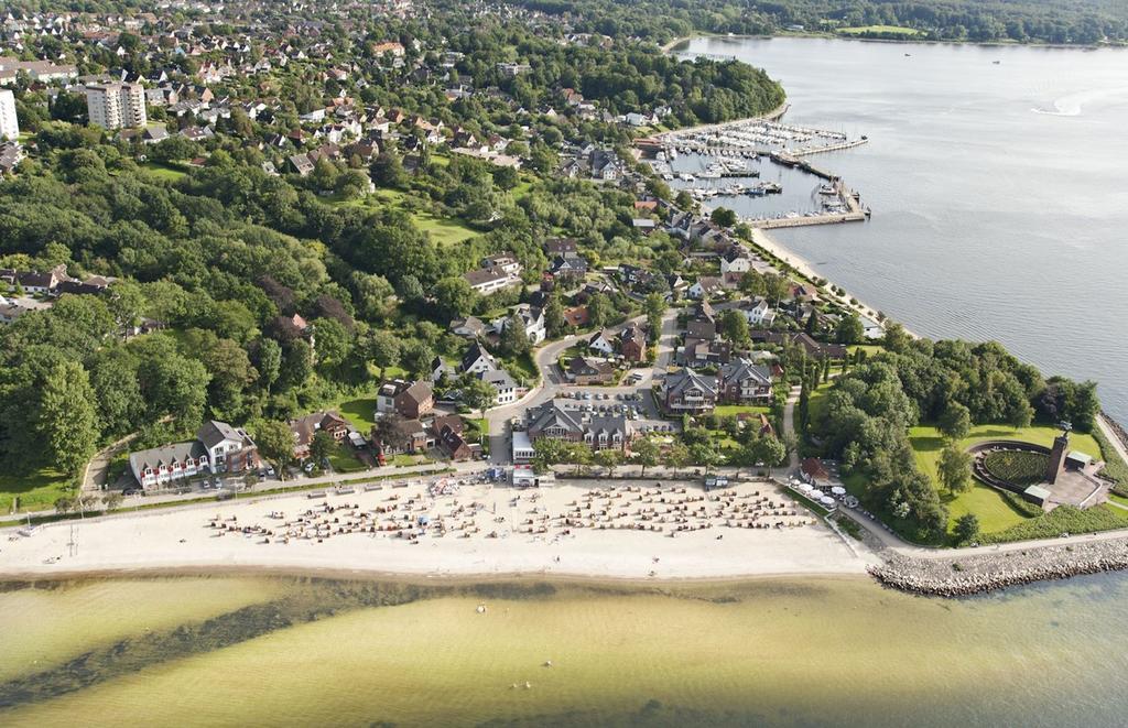 Strandhotel Seeblick, Ostseebad ハイケンドルフ エクステリア 写真